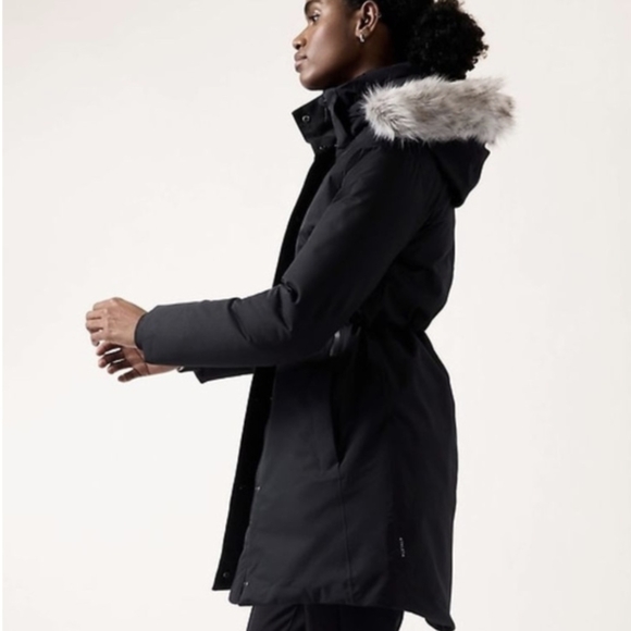Athleta Rainout Outbound Parka - Picture 3 of 13